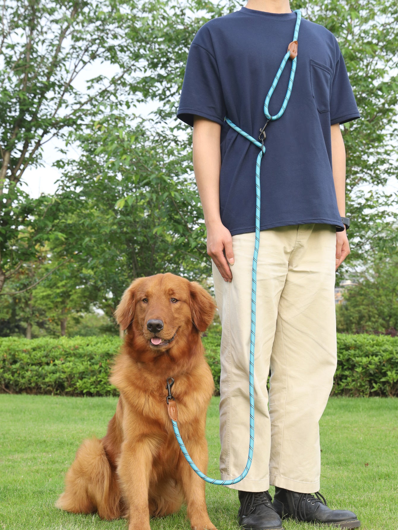 Pet Multifunctional Adjustable Reflective Hand Holding Rope